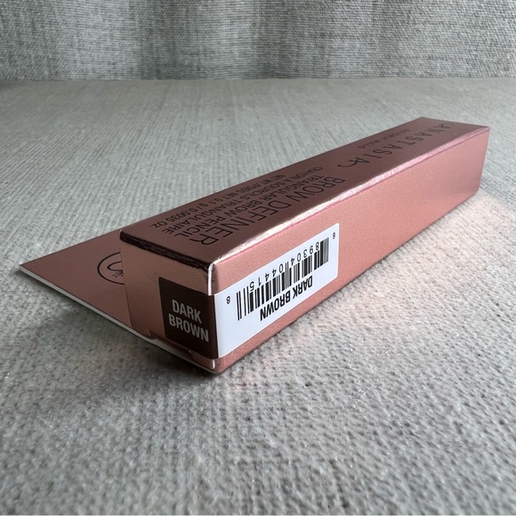 ❤️3 for $30❤️ Anastasiya Beverly Hills Brow Definer mini in Dark Brown - Picture 2 of 4